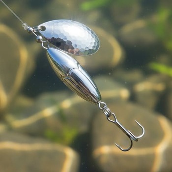 Nickel inline spinner with barbless treble