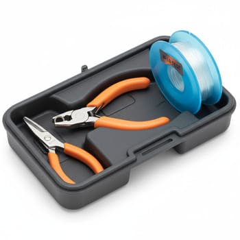 Mini tools: snips, split ring pliers, leader spool